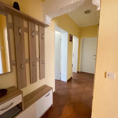 Apartment Zum Burghof