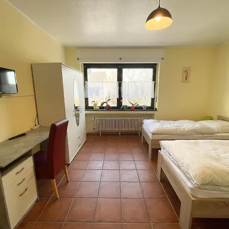 Zum Burghof Apartment *